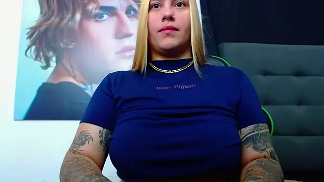 Snapshot of hanna_rabbit_ chatting on January 22, 2025, 10:50 am hanna rabbit online show from January 22, 2025, 10:50 am