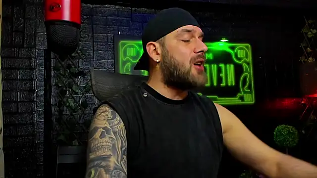 Snapshot of LexXHardy chatting on March 11, 2026, 11:26 am LexXHardy online show from March 11, 2026, 11:26 am