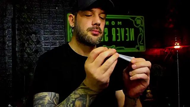 LexXHardy online show from February 15, 2026, 2:16 pm