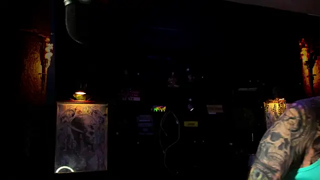 Snapshot of LexXHardy chatting on May 13, 2026, 1:07 pm LexXHardy online show from May 13, 2026, 1:07 pm