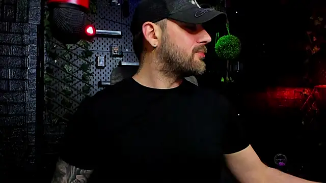 Snapshot of LexXHardy chatting on April 2, 2026, 2:52 am LexXHardy online show from April 2, 2026, 2:52 am