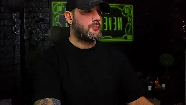 LexXHardy online show from November 14, 2025, 8:07 am