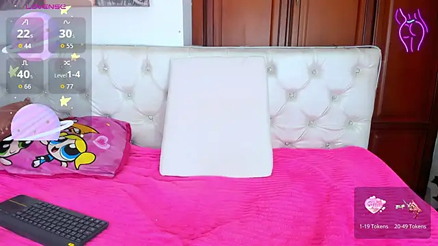 Snapshot of Andrea_Williams24 chatting on March 18, 2026, 1:13 pm Andrea Williams24 online show from March 18, 2026, 1:13 pm