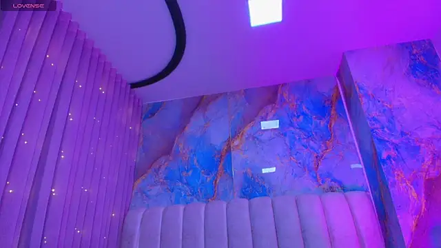  sex mia online show from May 22, 2026, 7:12 pm