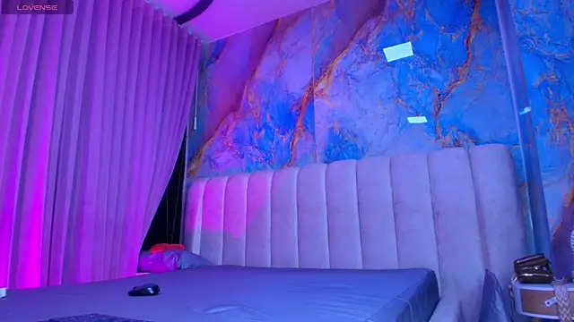  sex mia online show from May 28, 2026, 7:20 pm