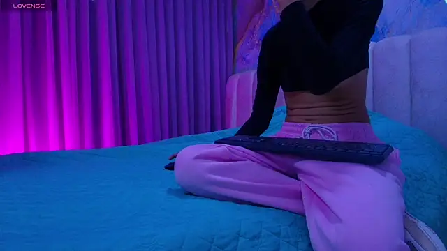  sex mia online show from April 27, 2026, 7:12 pm