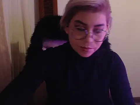 diane fergusson online show from April 7, 2026, 5:31 am