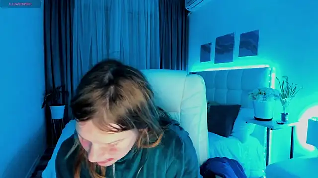 Kathlyn  Heath online show from March 12, 2025, 8:41 pm