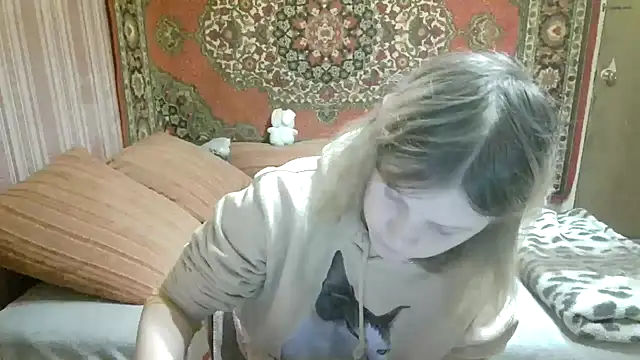 Kathlyn  Heath online show from December 21, 2025, 8:20 pm