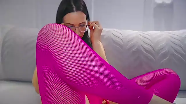 Snapshot of AshleyDark13 chatting on January 10, 2026, 9:21 pm AshleyDark13 online show from January 10, 2026, 9:21 pm