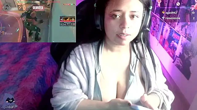 Snapshot of Emmachan19 chatting on March 4, 2025, 1:23 am Emmachan19 online show from March 4, 2025, 1:23 am