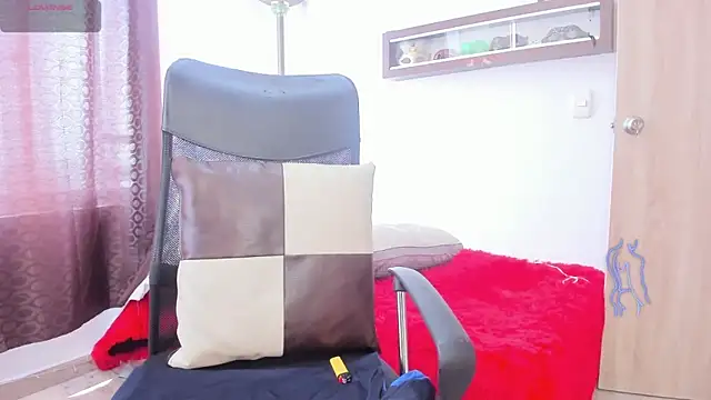 Snapshot of michacosio chatting on March 6, 2026, 3:51 pm michacosio online show from March 6, 2026, 3:51 pm