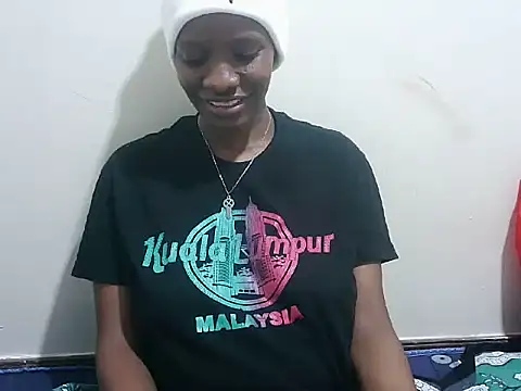 prettybeee online show from December 5, 2025, 8:17 pm