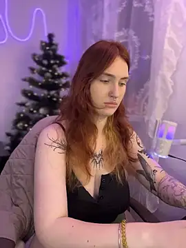  Chlo  e online show from December 19, 2025, 3:03 pm