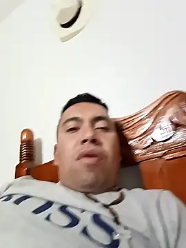 Diego leon27 online show from January 8, 2025, 12:06 am