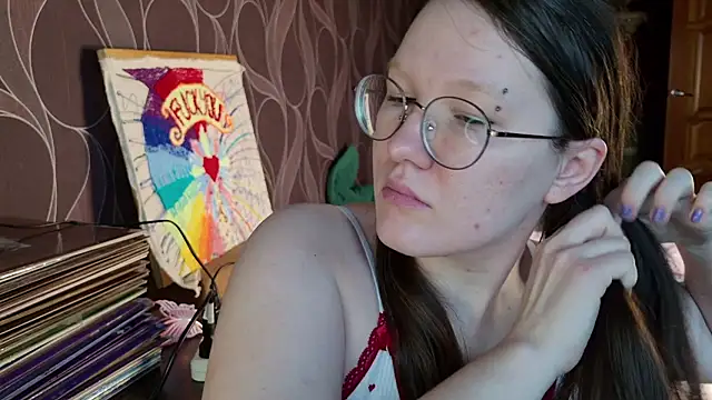 Snapshot of MiriamOr chatting on December 20, 2025, 8:39 am MiriamOr online show from December 20, 2025, 8:39 am