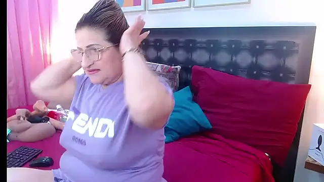 sandra 20 online show from July 4, 2026, 10:10 am