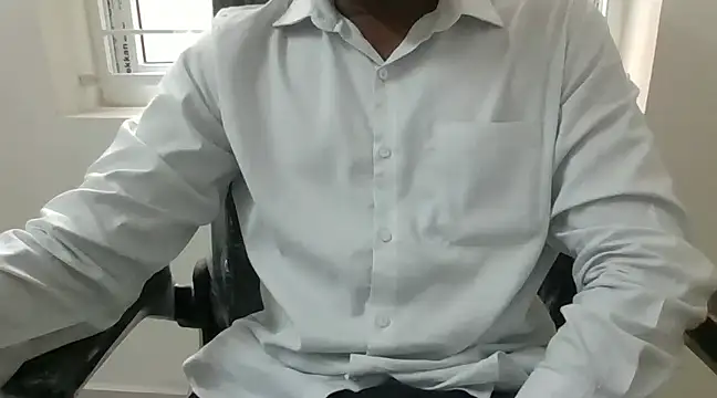 Snapshot of hydhunk29 chatting on January 7, 2025, 8:24 am hydhunk29 online show from January 7, 2025, 8:24 am