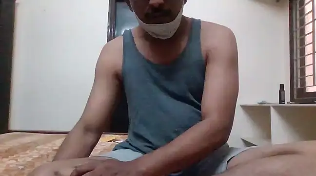 Snapshot of hydhunk29 chatting on January 14, 2025, 6:45 am hydhunk29 online show from January 14, 2025, 6:45 am