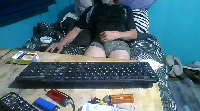 Snapshot of malekon76 chatting on January 22, 2025, 9:21 pm malekon76 online show from January 22, 2025, 9:21 pm