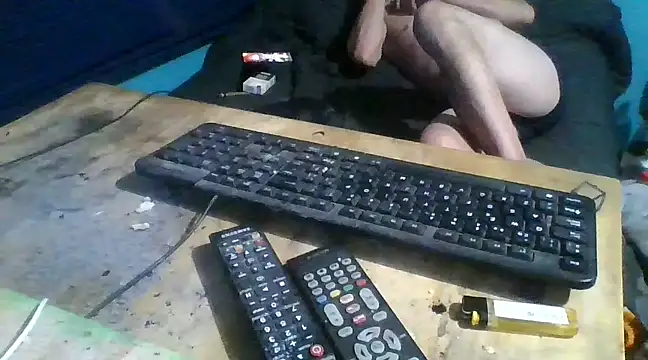 Snapshot of malekon76 chatting on March 5, 2025, 12:11 pm malekon76 online show from March 5, 2025, 12:11 pm