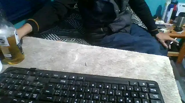 Snapshot of malekon76 chatting on March 14, 2025, 4:43 am malekon76 online show from March 14, 2025, 4:43 am