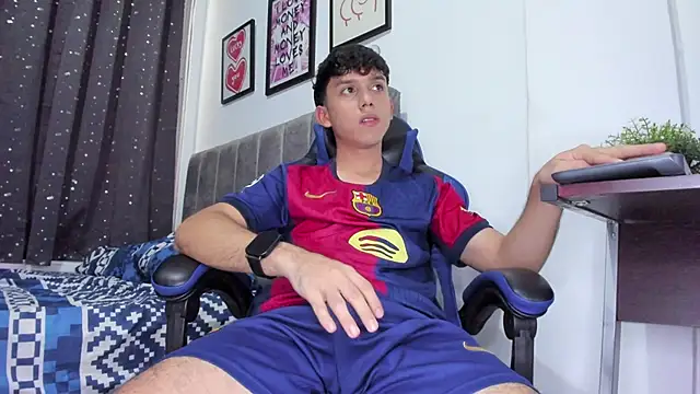 The skinnyguys online show from November 15, 2025, 10:03 pm