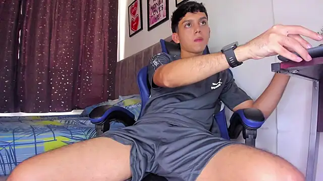 The skinnyguys online show from April 27, 2026, 9:24 pm