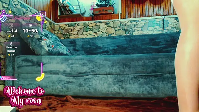 Snapshot of Katrine chatting on October 10, 2025, 8:53 pm Katrine online show from October 10, 2025, 8:53 pm