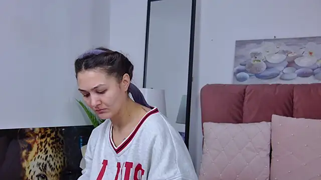 Snapshot of NicolLopeze chatting on February 26, 2025, 7:23 am NicolLopeze online show from February 26, 2025, 7:23 am