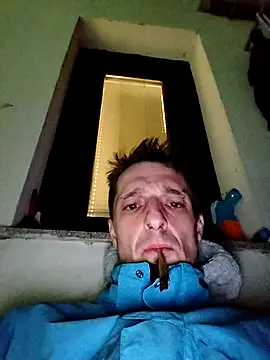 Cuple1 online show from March 9, 2025, 8:42 pm