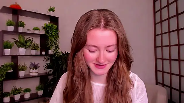 KateCuddle online show from October 3, 2025, 2:48 am