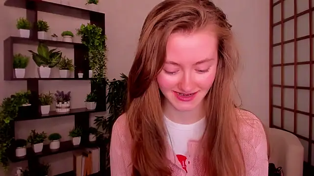 KateCuddle online show from October 8, 2025, 2:24 am