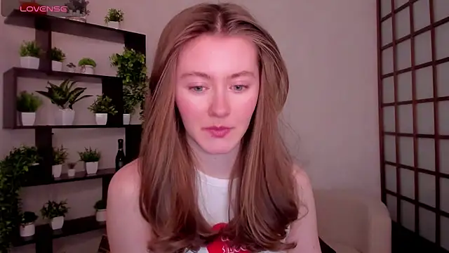 Snapshot of KateCuddle chatting on February 3, 2026, 2:21 am KateCuddle online show from February 3, 2026, 2:21 am