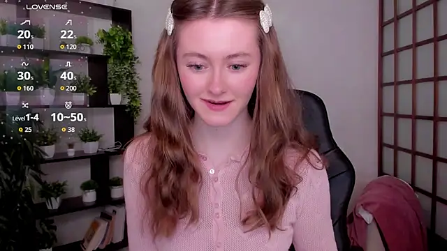 Snapshot of KateCuddle chatting on April 6, 2026, 4:46 am KateCuddle online show from April 6, 2026, 4:46 am