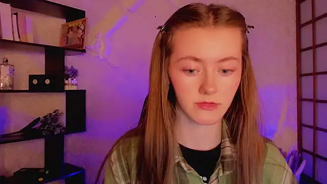 KateCuddle online show from January 28, 2025, 5:43 am