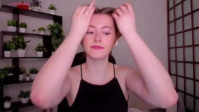 Snapshot of KateCuddle chatting on March 27, 2026, 2:09 am KateCuddle online show from March 27, 2026, 2:09 am