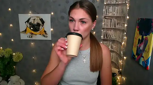 Snapshot of Sport_Tall_Doll chatting on December 27, 2024, 7:51 am Sport Tall Doll online show from December 27, 2024, 7:51 am