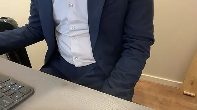 Snapshot of rickyi2023 chatting on November 26, 2025, 5:24 pm rickyi2023 online show from November 26, 2025, 5:24 pm