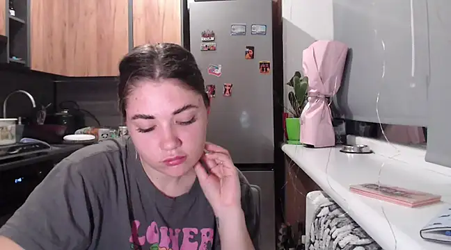 delightful sofi online show from March 5, 2025, 7:49 pm