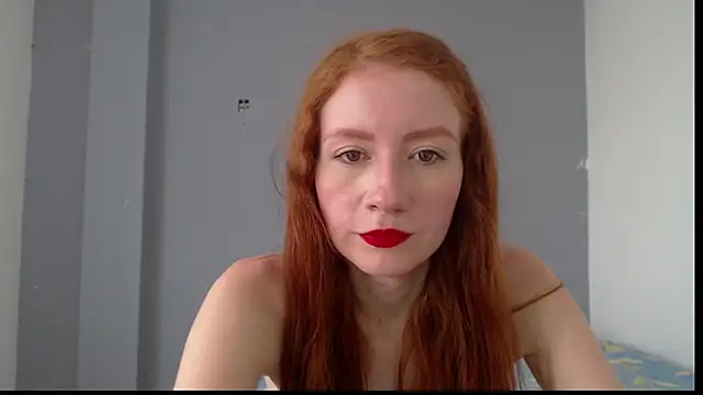 Snapshot of Ginger_giirl chatting on February 28, 2025, 9:44 pm Ginger giirl online show from February 28, 2025, 9:44 pm