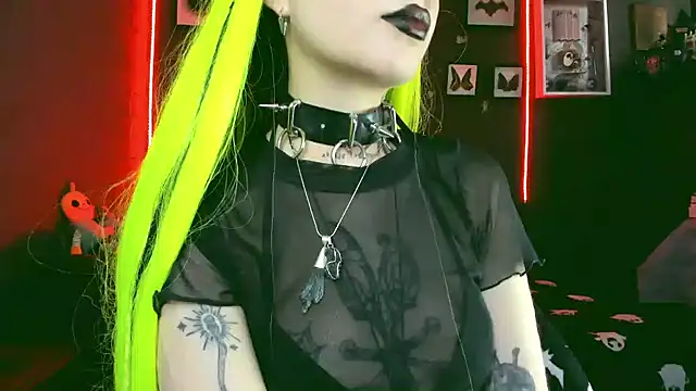 Snapshot of insania_9999_ chatting on March 11, 2025, 7:47 pm insania 9999 online show from March 11, 2025, 7:47 pm