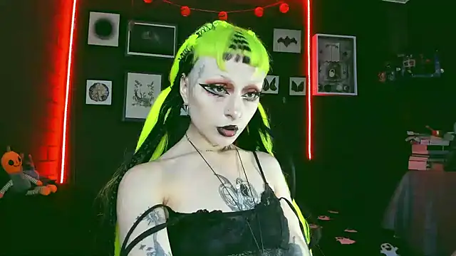 Snapshot of insania_9999_ chatting on March 4, 2025, 3:26 pm insania 9999 online show from March 4, 2025, 3:26 pm