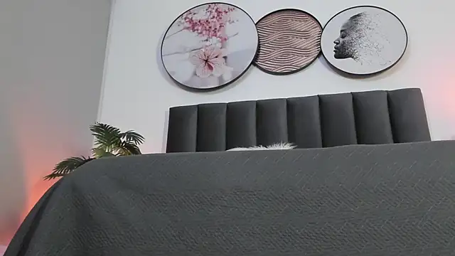 Snapshot of SaharaGarcia__ chatting on February 27, 2025, 8:09 pm SaharaGarcia online show from February 27, 2025, 8:09 pm