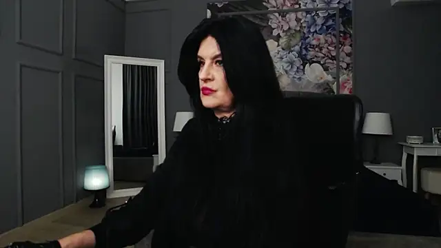 Snapshot of DomMelissaW chatting on February 15, 2025, 11:03 pm DomMelissaW online show from February 15, 2025, 11:03 pm