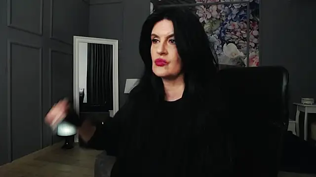 Snapshot of DomMelissaW chatting on March 12, 2025, 2:30 am DomMelissaW online show from March 12, 2025, 2:30 am