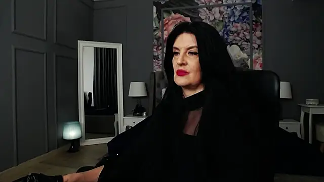 Snapshot of DomMelissaW chatting on March 6, 2025, 12:54 am DomMelissaW online show from March 6, 2025, 12:54 am