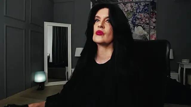 Snapshot of DomMelissaW chatting on March 9, 2025, 1:46 am DomMelissaW online show from March 9, 2025, 1:46 am