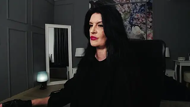 Snapshot of DomMelissaW chatting on March 7, 2025, 1:09 am DomMelissaW online show from March 7, 2025, 1:09 am