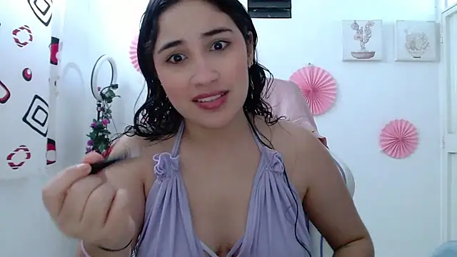 Snapshot of InocentHeaven1 chatting on November 12, 2025, 1:15 pm InocentHeaven1 online show from November 12, 2025, 1:15 pm